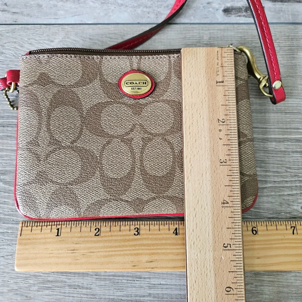 Coach Small Peyton Khaki Pomegranate Wristlet‎ F50142
